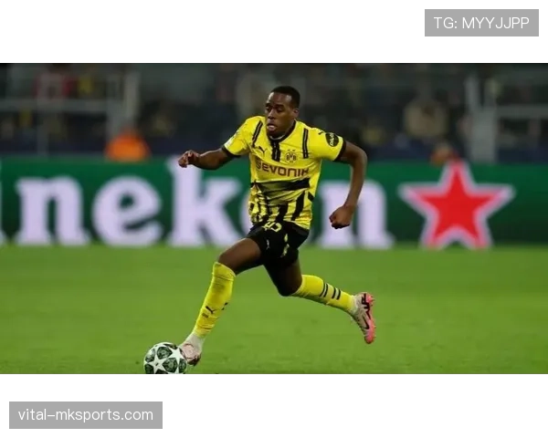 德甲新星闪耀:多特蒙德天才球员强势崛起引关注 德甲新星闪耀:多特蒙德天才球员强势崛起引关注