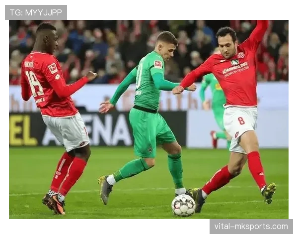 德甲保级战白热化：抢分关键期悬念再起