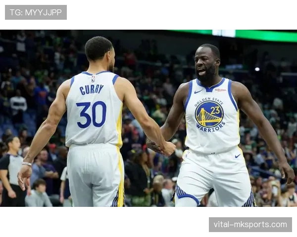 德雷蒙德·格林挡拆拉开空间提升球队防守转换效率